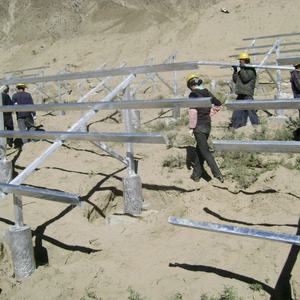 Profilé en <span class=keywords><strong>C</strong></span> à fentes Unistrut en acier inoxydable galvanisé à chaud (HDG) – Direct Usine - Product Image 4