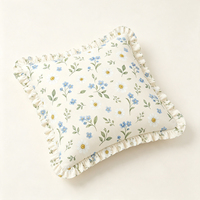 Housse de coussin décorative à volants en coton 100% avec imprimé floral marguerite bleue pour canapé et salon – Vente en gros