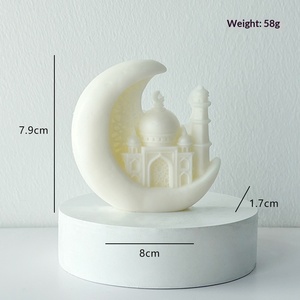 Vela Aromática Esculpida en 3D con Forma de Castillo Lunar, Vela Tallada a Mano con Relieve para Decoración de Mesa del Hogar, Regalo Festivo - Product Image 6