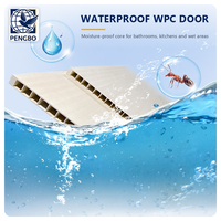 Porte de chambre en WPC blanc nacré avec panneau à double ligne en relief pour projets de villas, chambres, bureaux et salles d'étude
