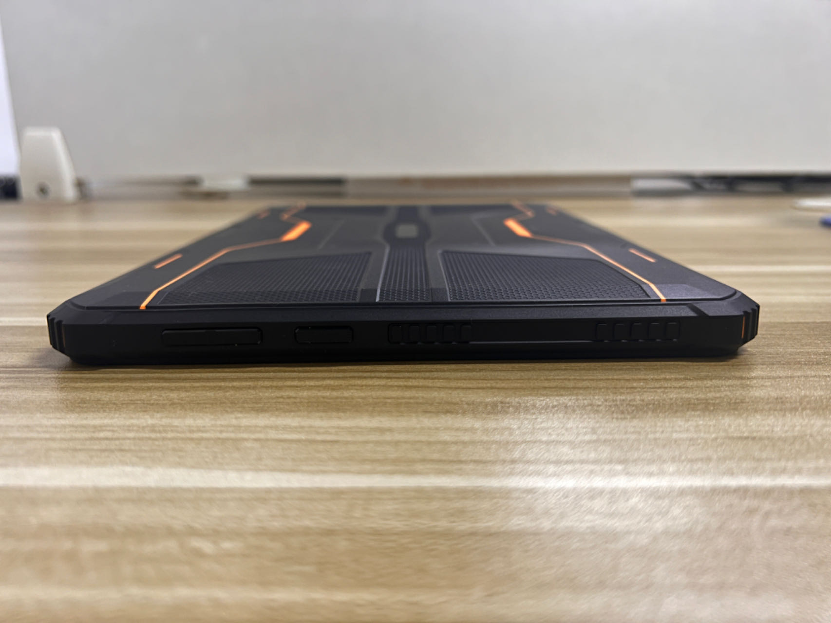 Rugged Tablet Android 11, 10000mAh Large Battery 10.1 Inch 1920