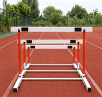 Matériel sportif, obstacles d'agilité réglables, obstacles d'athlétisme conformes aux normes internationales IFFA, obstacles de compétition pour l'athlétisme sur piste et sur route
