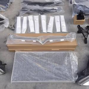 Accessoires complets pour Tesla Model S : filtres de climatisation, feux de <span class=keywords><strong>voiture</strong></span>, radiateurs, réservoirs d'eau, accessoires neufs - Product Image 1