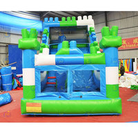 Château gonflable durable en PVC 6x3m avec toboggan sec et humide, thème blocs, souffleur d'air et kit de réparation, certification CE, à vendre