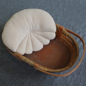 Newborn <strong>Baby</strong> Photography Props <strong>Pillow</strong> <strong>Baby</strong> Products Photography Mat Art Fabric Photography Props Shell <strong>Pillow</strong> - Product Image 4