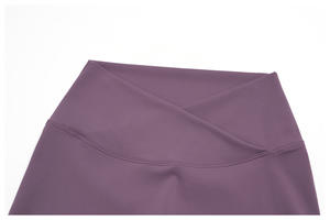 Ensembles de sport pour femmes en gros, vêtements de sport personnalisés, ensemble de tenue de sport pour femmes à séchage rapide, 2 pièces : soutien-gorge de sport dos nu et short cycliste - Product Image 3