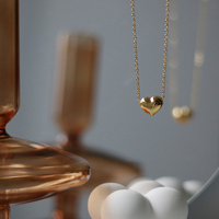 Vêtements quotidiens femmes accessoires de mode Chic 18k plaqué or bijoux en acier inoxydable Simple basique délicat coeur pendentif collier
