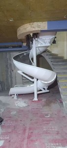 2025 sân chơi trong nhà Thiết bị chơi mềm bằng thép không gỉ xoắn ốc trượt sân chơi trẻ em cho công viên thể thao & công viên phiêu lưu - Product Image 5