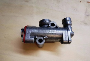 Hot bán sinotruk <span class=keywords><strong>HOWO</strong></span> hw19710t 19710t bơm dầu lắp ráp phụ tùng cho sinotruk wg2203240019 - Product Image 3