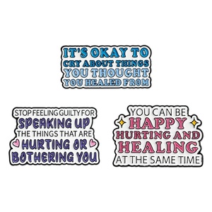 Broche de Estilo Cálido <span class=keywords><strong>y</strong></span> Reconfortante con <span class=keywords><strong>Palabras</strong></span> Inspiradoras, Insignia Pintada en Inglés Europeo-Americano, Accesorio de Ropa Versátil - Product Image 5