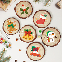 Motif Lonceng Natal, Cakram Kayu Pinus Belum Selesai dengan Zona Pewarnaan yang Sudah Ditandai, Dekorasi Karya Seni DIY untuk Mantel, Meja, dan Lemari Pajangan