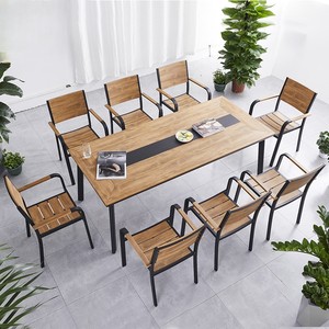 Set Tavolo e Sedie <span class=keywords><strong>da</strong></span> Cortile in WPC in Stile Nordico, Arredamento Minimalista per Esterni, Resistente <span class=keywords><strong>alle</strong></span> <span class=keywords><strong>Intemperie</strong></span> e Anticorrosione per Patio - Product Image 4