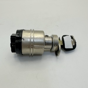 สวิตช์กุญแจรถขุดโคมัตสึ รุ่น YN50S00026F1 สำหรับ SK200-8, 250-8, 330-8 อะไหล่ทดแทนใหม่ - Product Image 1