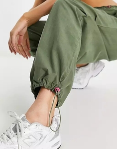 Bonne qualité Y2K Hip Hop décontracté Streetwear Parachute <span class=keywords><strong>Cargo</strong></span> pantalon <span class=keywords><strong>taille</strong></span> <span class=keywords><strong>basse</strong></span> <span class=keywords><strong>kaki</strong></span> femmes ample grande <span class=keywords><strong>taille</strong></span> <span class=keywords><strong>Cargo</strong></span> pantalon pour femme - Product Image 2