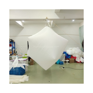Dés carrés gonflables blancs avec lumière LED Cube de dés <span class=keywords><strong>gonflable</strong></span> <span class=keywords><strong>géant</strong></span> Led Modèle Ballon Décoration - Product Image 1