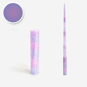 ด้ามจับดาบทรงกระบอกสีสันสดใสแบบ 3 มิติ ลายมังกรแบบยืดหดได้ พร้อมลวดลายรูปเมฆสำหรับเล่น - Product Image 5