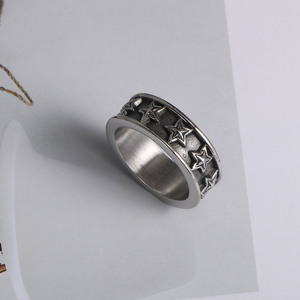 Bague étoile en acier titane, design rond à cinq branches, bijoux cadeau - Product Image 3