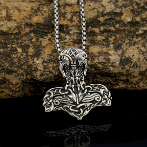 Collar con colgante de martillo de Thor de acero inoxidable yunnique, joyería de estilo nórdico vikingo para hombre, regalo para él - Product Image 3
