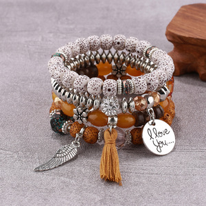 Ensemble de bracelets bohèmes en pierre avec perles à facettes, chaîne couleur or, breloque cœur, ailes perlées, inscription 'Love You' et pompons – Cadeau Saint-Valentin - Product Image 4