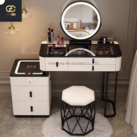 Coiffeuse de chambre intelligente multifonctionnelle de conception simple nordique Table de luxe légère en bois de conception de maison de villa