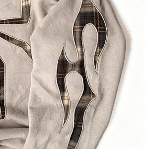 Felpa con <span class=keywords><strong>Cappuccio</strong></span> Streetwear <span class=keywords><strong>di</strong></span> Alta Qualità, Personalizzata, Vintage, con Patch a Quadri e Ricamo a Ragno, Oversize per Uomo, Marca Street OEM - Product Image 4