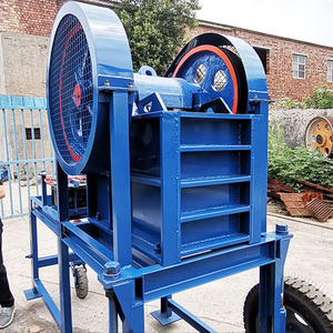 Trituradora de Mandíbulas de Tamaño Pequeño 150x250 200x300 250x400, Mini Trituradora Portátil Móvil con Motor Diésel AC, Certificación ISO9001, para Uso en Minas, con Rodamientos - Product Image 4