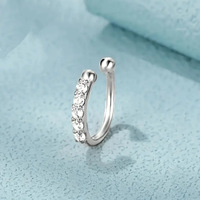 Anneaux de Nez Tendance en Cuivre Miniature Incrustés de Zircons pour Femme, Bijoux de Faux Piercing Nasal Ouvert Exquis à la Finition Délicate