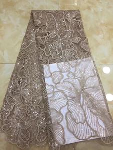 신부 결혼식 원피스 위한 공장 주문을 받아서 만들어진 최고 질 인기 자수 샹틸리 레이스 직물 백색 레이스 테두리 - Product Image 5