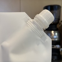Pochette souple anti-fuite en plastique pour huile moteur 1L 3L 5L, emballage écologique pour huile moteur de voiture avec poignée