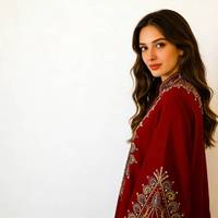 Abaya noire de luxe brodée pour femmes |   Robe maxi élégante de style kaftan de Dubaï pour femmes musulmanes