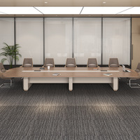 Table de conférence extensible moderne haut de gamme avec chaises en bois et pieds en acier inoxydable – Mobilier de bureau garantie 1 an