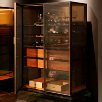 Vitrine d'angle murale modulaire de luxe moderne minimaliste en métal et verre avec éclairage LED pour salon