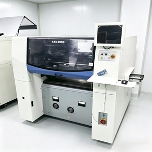 Machine de Placement à Haute Vitesse SM411 d'Occasion, 42000 CPH, Alimentateur Automatique, Garantie de 3 Mois - Product Image 4