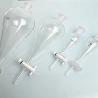 Flacon distributeur d'huile parfumée en verre avec entonnoir séparateur, bouchon à vis, revêtement UV, ellipse transparente, impression sérigraphique noire effet ombre