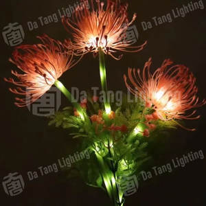 Lampe décorative étanche IP65 Red Spider Lily ajoute une lueur mystique aux jardins, parcs et paysages grâce à une éclairage LED doux. - Product Image 2