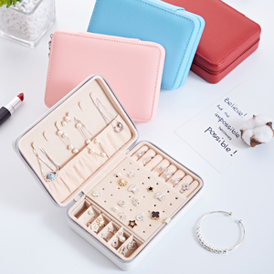 Boîte de rangement pour bijoux en cuir PU haut de gamme, écologique, avec fermeture éclair, logo personnalisé, taille personnalisée, miroir, bracelet, bague - Product Image 1