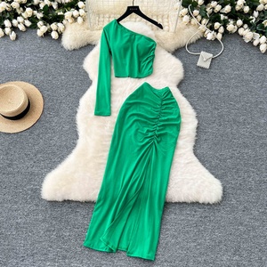 Set da donna estiva con scollo Slant <span class=keywords><strong>Top</strong></span> corto <span class=keywords><strong>a</strong></span> <span class=keywords><strong>vita</strong></span> <span class=keywords><strong>alta</strong></span> Modulare <span class=keywords><strong>gonna</strong></span> <span class=keywords><strong>lunga</strong></span> 2 pezzi - Product Image 5