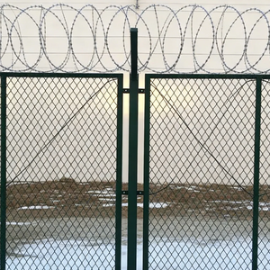 Valla de Seguridad de Hierro Galvanizado con Visión Clara y Anti-Escalada para Uso en Fronteras, Aeropuertos, Prisiones y Ranchos, Ecológica - Product Image 4