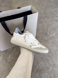 Chaussures de marche rétro coréennes de haute qualité pour hommes et femmes, baskets décontractées à lacets avec doublure en maille respirante - Product Image 1
