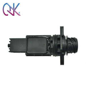 Medidor de flujo de aire de 70 mm de diámetro interior y 12 V para sensor MAF de BMW con transmisión automática - Product Image 2