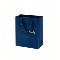 Sacs cadeaux en papier avec logo personnalisé, lettrage en feuille d'or, poignées en corde torsadée pour l'emballage de bagues, colliers, bracelets et bijoux