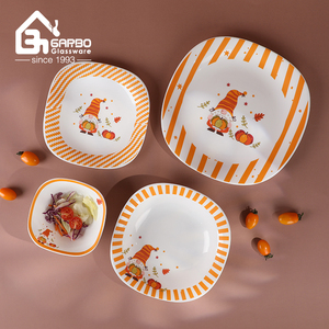 Vaisselle en verre opale carrée blanche laiteuse, assiettes et bols en verre opale trempé, motif récolte d'automne en relief - Product Image 1