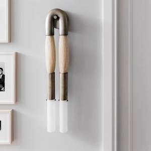 Maßgefertigte Distressed-Messing-Wandleuchte mit Rosshaar für Garten, Wohnzimmer, Schlafzimmer, Hotel und Heimdekoration - Product Image 1