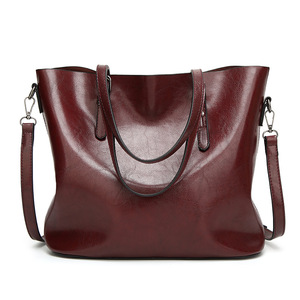 Bolso Tote de Cuero Encerado con Logotipo Personalizable, Estilo Retro Elegante, Bolso de Mano de PU Suave, Forro de Algodón con Acabado Brillante para Otoño - Product Image 4
