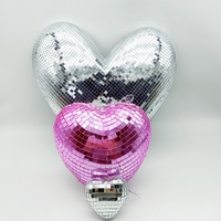 Différentes tailles couleurs personnalisées boule disco en forme de coeur décoration de gâteau fournitures disco pour articles de décoration de fête