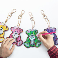 5 pièce/ensemble DIY Diamant Porte-clés Pendentif Cristal Sac Suspendu Pleine Perceuse Diamant Peinture Ours Porte-clés Femmes Sac Pendentif Charme