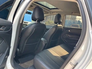 Personalización Interior de Autos Usados 2019 2020 2021 PEUGEOT 308 Sedán con Volante a la Izquierda, Gasolina - Product Image 4