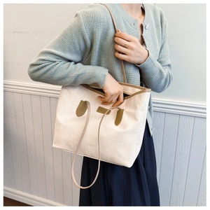 Borsa <span class=keywords><strong>a</strong></span> tracolla semplice di tendenza Design 2025 nuovo stile della moda e del senso della borsa da donna sotto le ascelle - Product Image 6