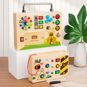 กระดานไม้เสริมพัฒนาการแบบกำหนดเองได้ พร้อมไฟ LED สวิตช์เปิด-ปิด ของเล่นเสริมทักษะการเรียนรู้สำหรับเด็กชายและเด็กหญิง เหมาะสำหรับการเดินทาง - Product Image 1