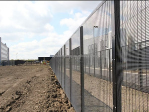 Panneau de clôture en treillis soudé anti-escalade de 1,8 m pour la <span class=keywords><strong>sécurité</strong></span> des prisons en Afrique du Sud, panneau de clôture 358 - Product Image 6